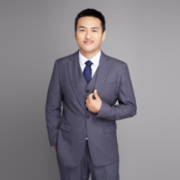 高斌 照片