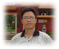 黄任忠 照片