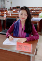 金璐 照片