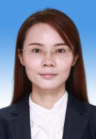卢矜灵 照片