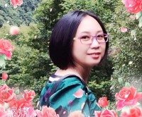 石丽芳 照片