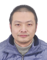 李延 照片