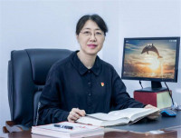 唐文红 照片