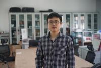 谢江林 照片