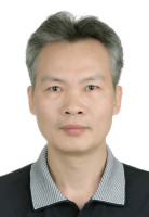 曾振东 照片