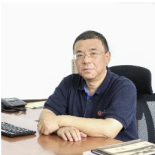曾辉 照片