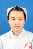 吕婵 照片