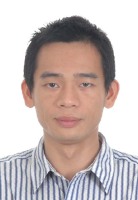 谢臻 照片