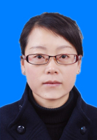 何佩云 照片