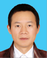 周旭 照片