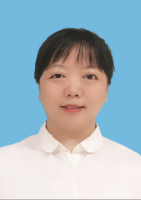 胡莹 照片