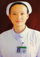 李玲 照片