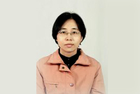 李颖 照片