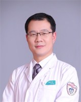 陈志宇 照片