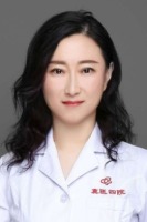 董倩 照片