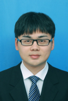 梁坤 照片