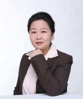 冯晴 照片