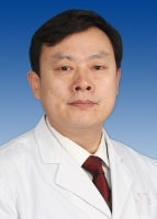 王震 照片
