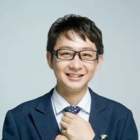 管宇 照片