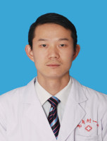 郭文龙 照片