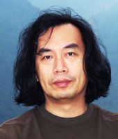 高译 照片