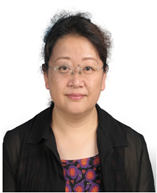 何丽华 照片