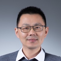 何洋波 照片