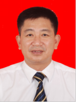 龙翔宇 照片