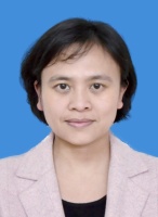 喻嵘 照片