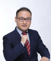 郝煜 照片