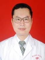 游弋 照片