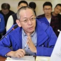 黄春高 照片