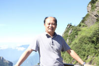 顾期斌 照片