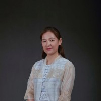 黄轶 照片