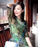 夏华丽 照片