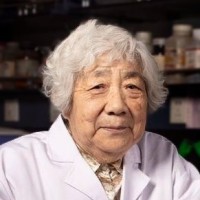 黄春辉 照片