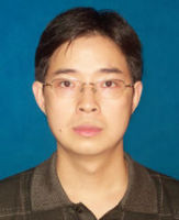 何成兵 照片