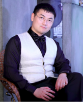 李明扬 照片