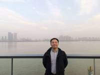 毛安家 照片