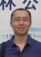 刘欣 照片
