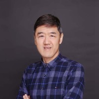 贾嵩 照片