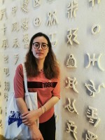 李 莉 照片