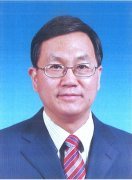 李玮 照片