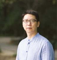 卢云峰 照片