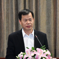 廖可斌 照片