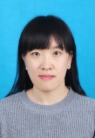 李丽 照片