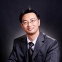 李启成 照片