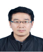 王毅颖 照片