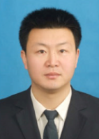 王首一 照片