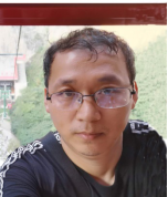 杨以会 照片